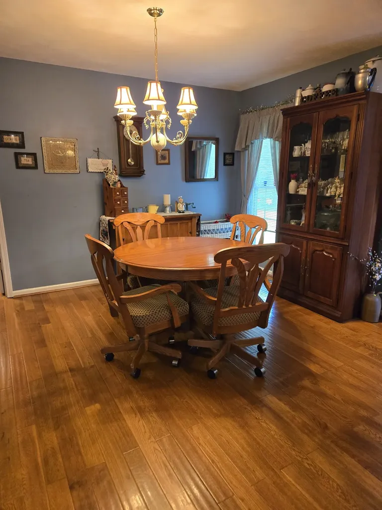 415 River Oaks Drive New Johnsonville TN 37134