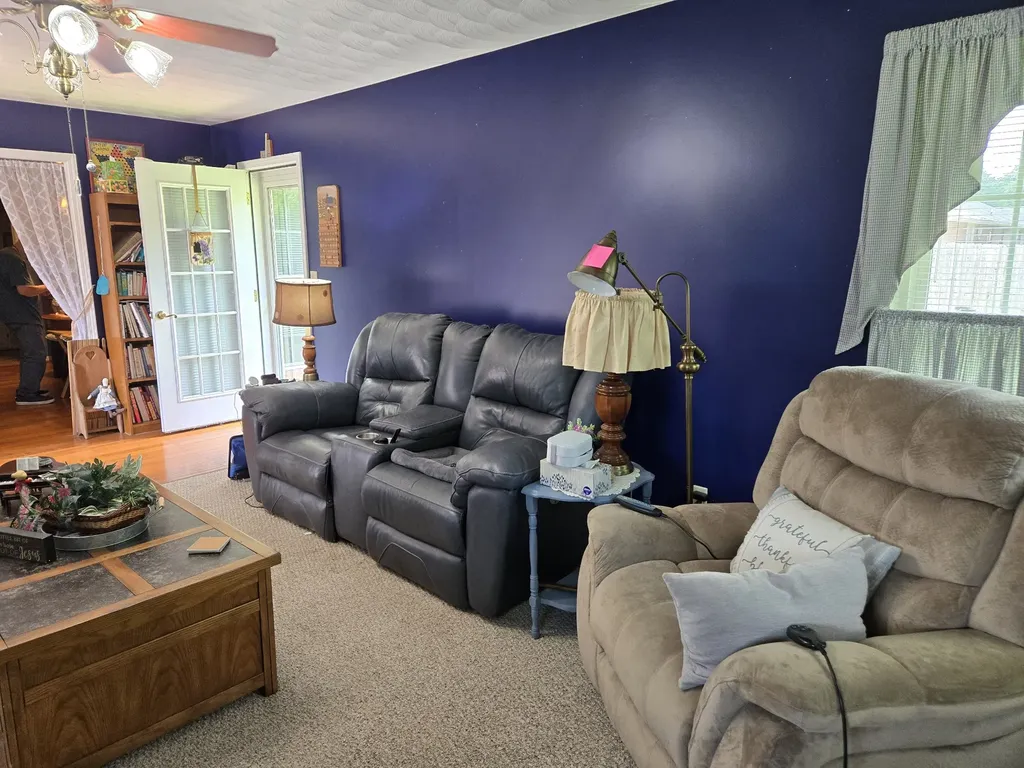 415 River Oaks Drive New Johnsonville TN 37134