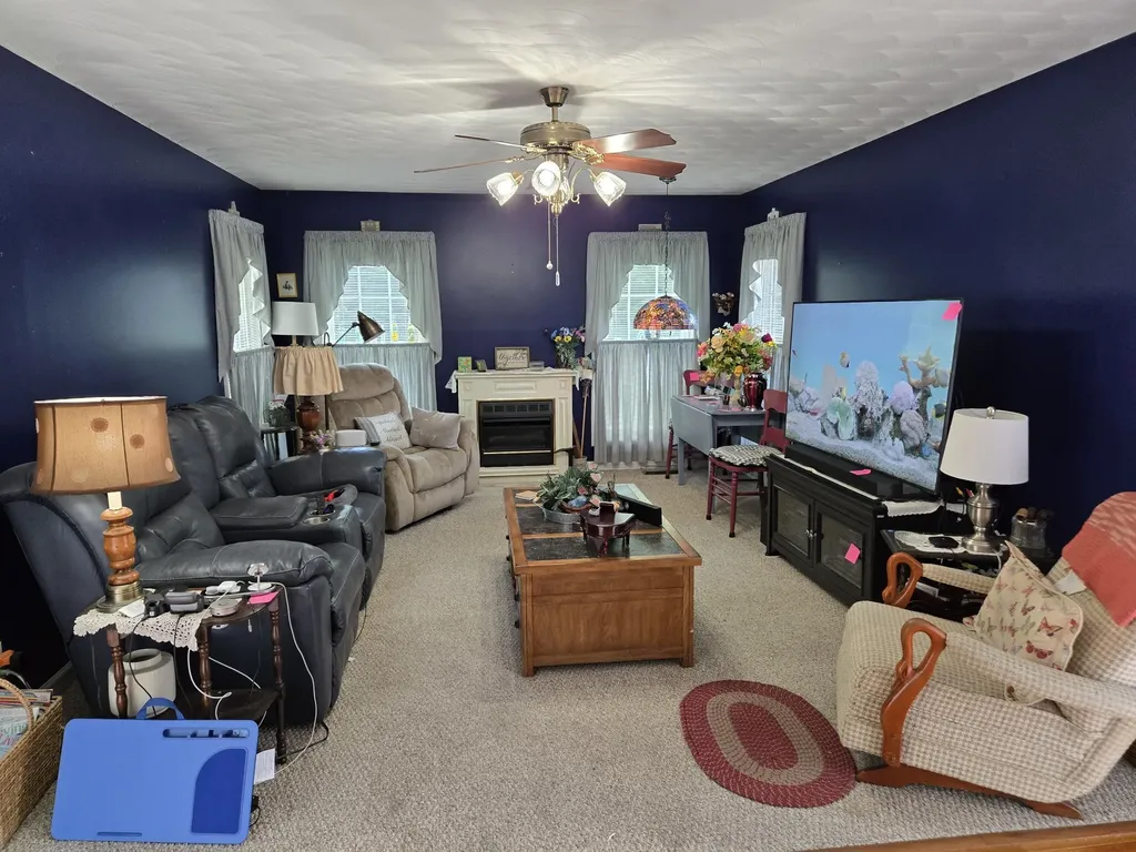 415 River Oaks Drive New Johnsonville TN 37134