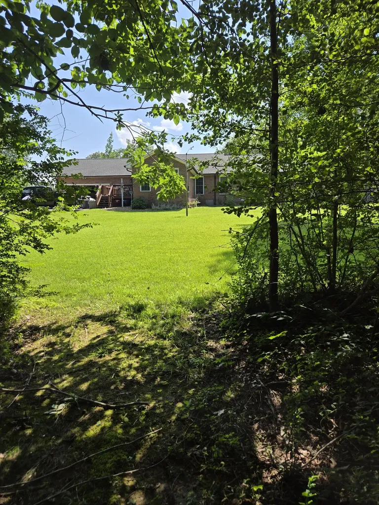 415 River Oaks Drive New Johnsonville TN 37134