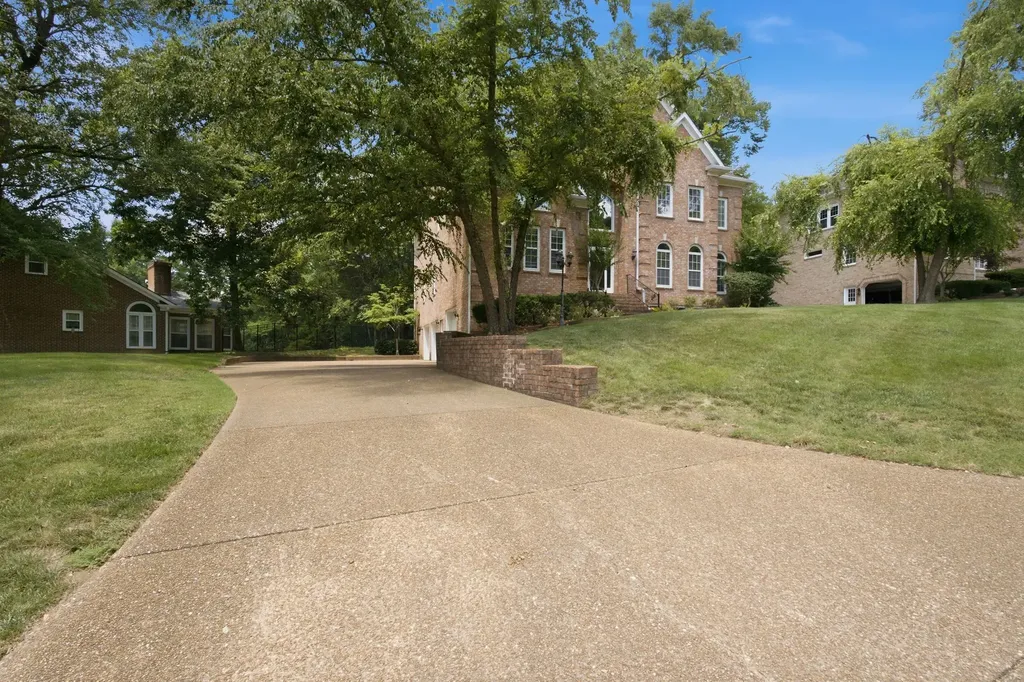1667 Kirkwood Place Brentwood TN 37027
