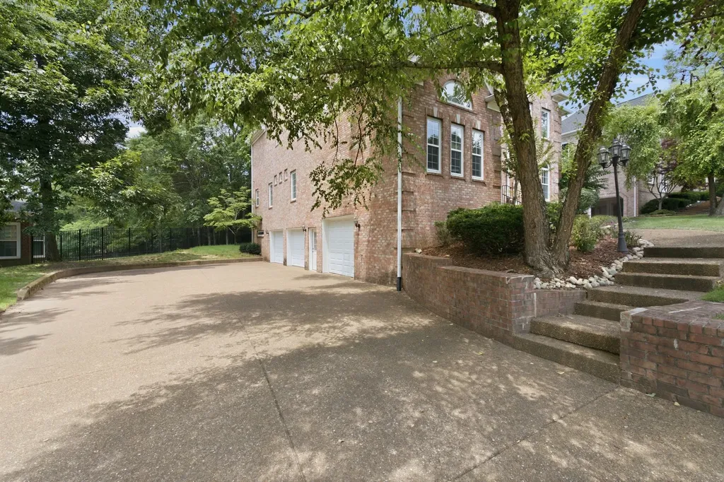 1667 Kirkwood Place Brentwood TN 37027