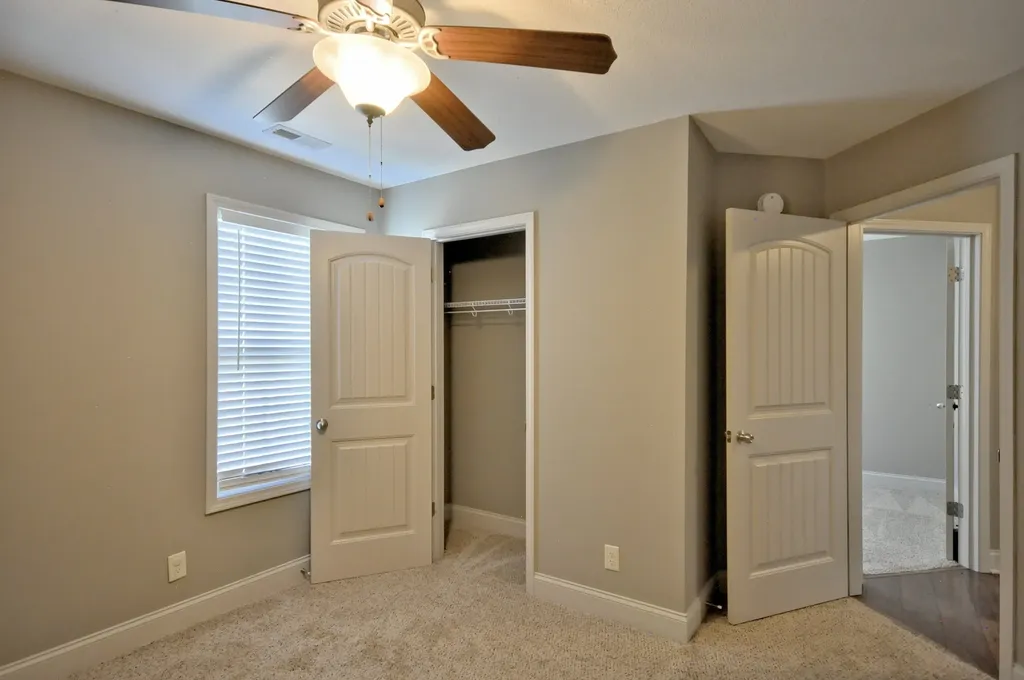 404 Leslie Wood Drive Clarksville TN 37040