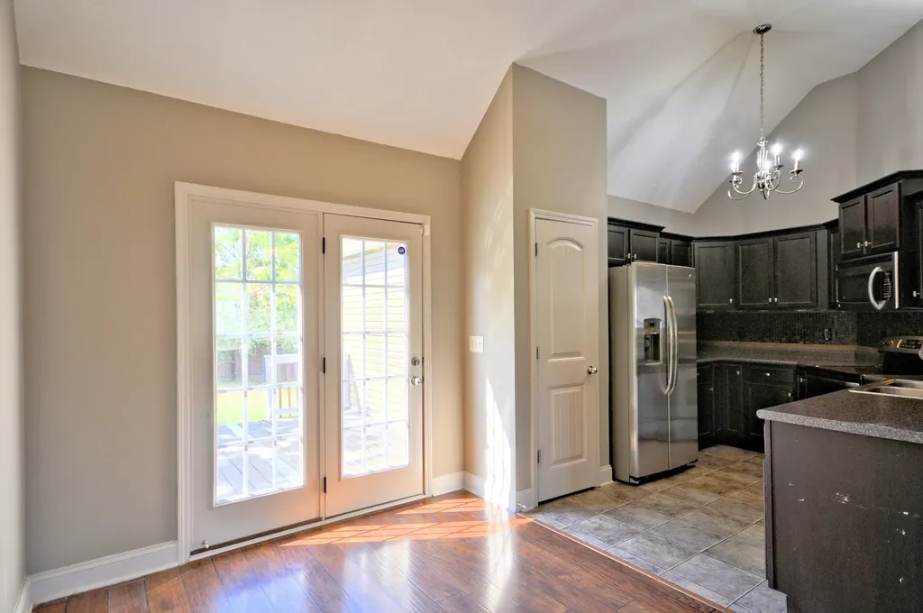 404 Leslie Wood Drive Clarksville TN 37040