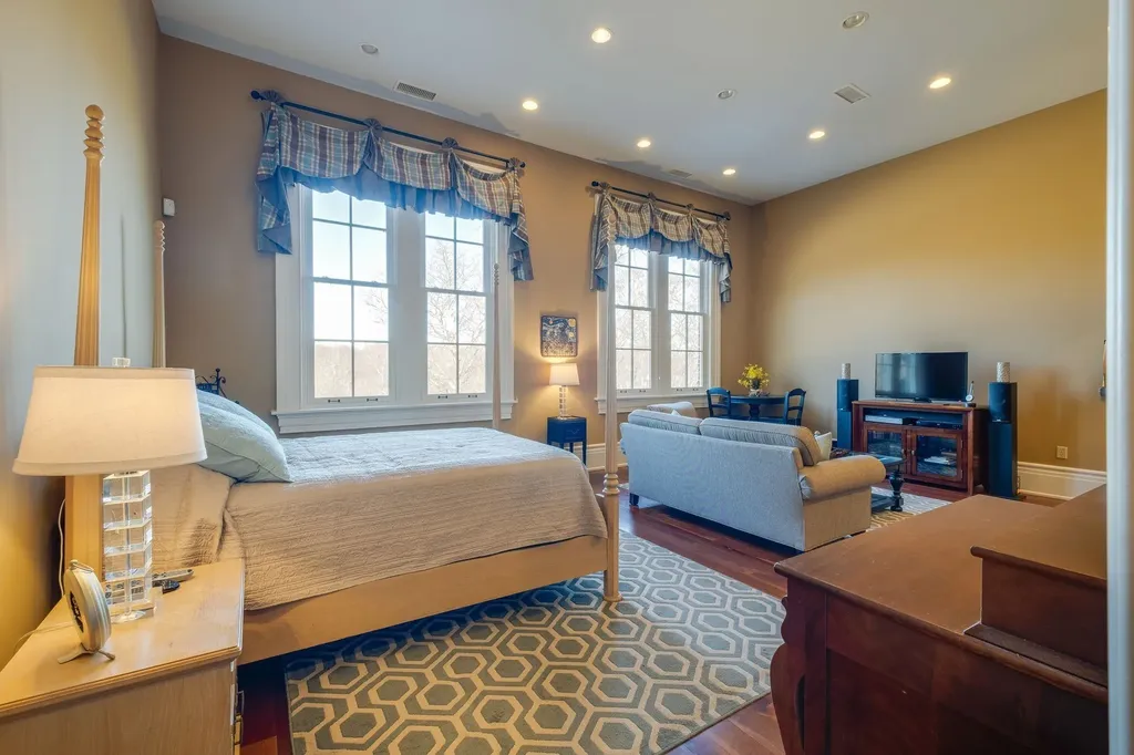 1711 Old Hillsboro Road Franklin TN 37069