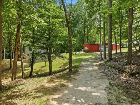 2543 S Bunker Hill Road Sparta TN 38583
