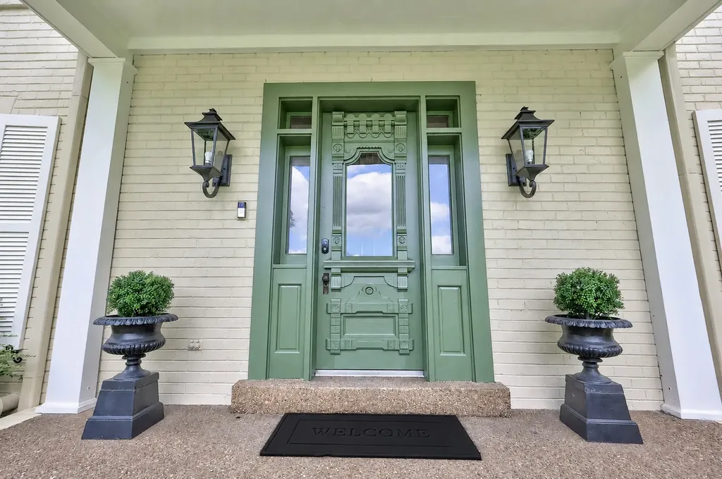 510 Granny White Pike Brentwood TN 37027