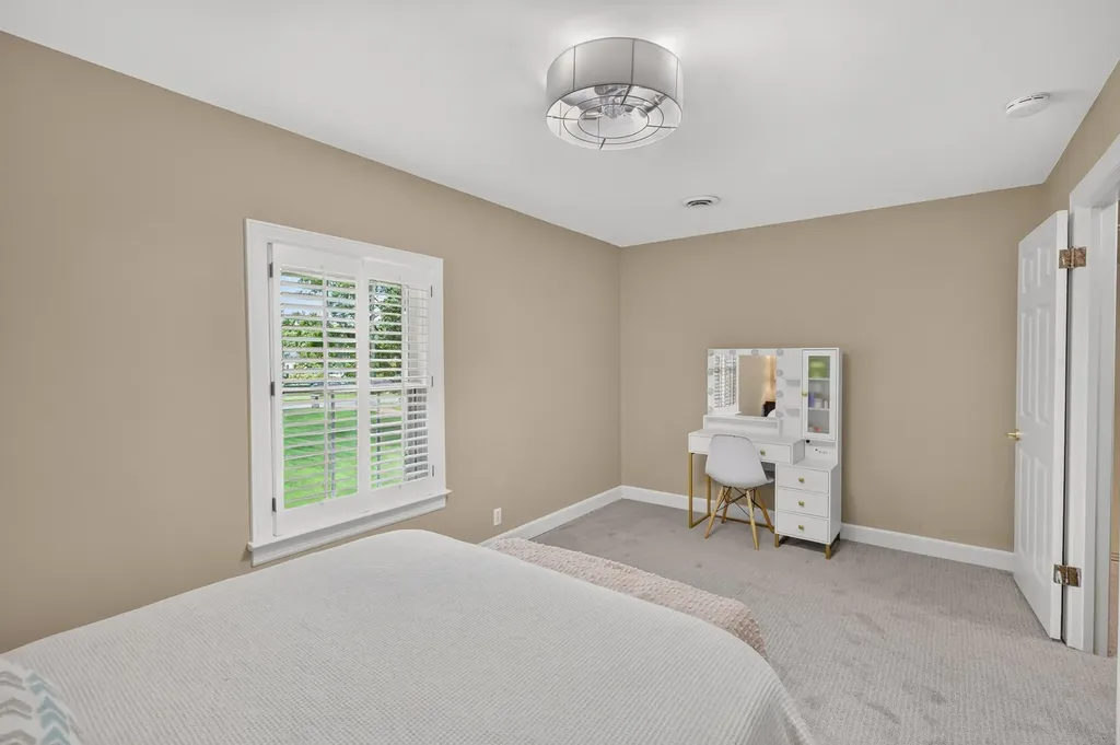 510 Granny White Pike Brentwood TN 37027