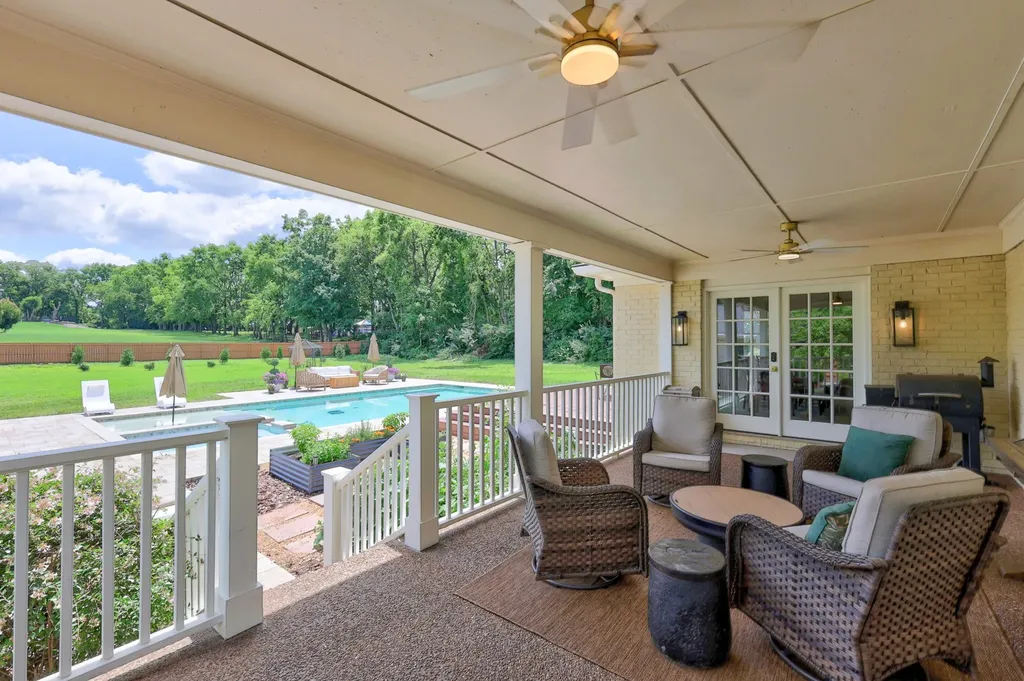 510 Granny White Pike Brentwood TN 37027