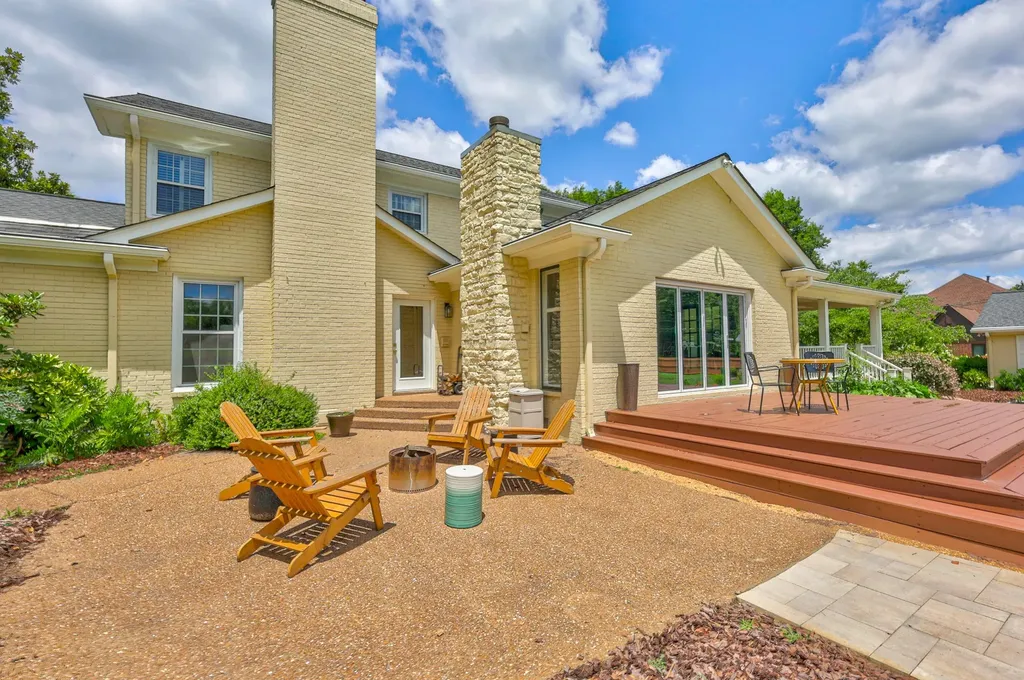 510 Granny White Pike Brentwood TN 37027