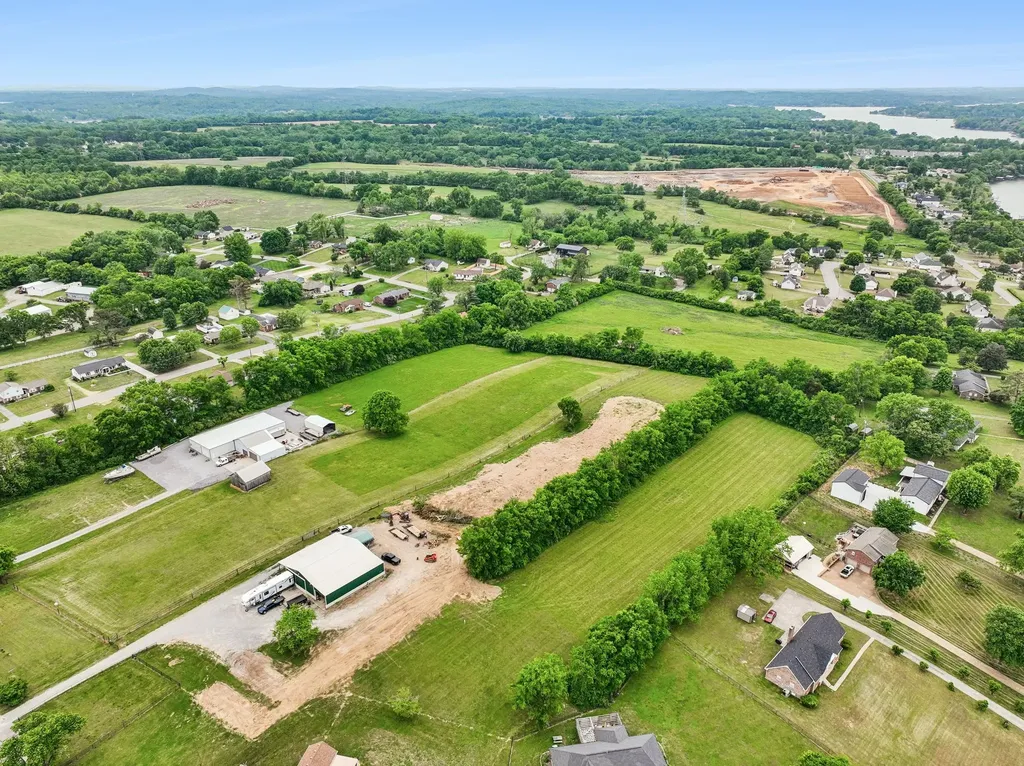 515A Nichols Lane Gallatin TN 37066