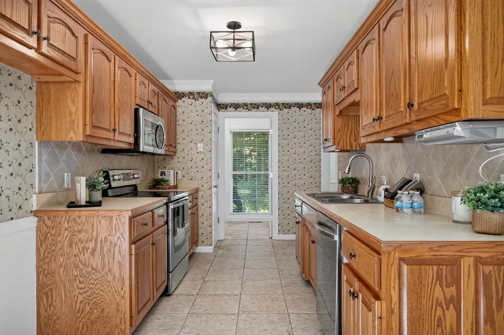 1920 Bay View Drive Cookeville TN 38506