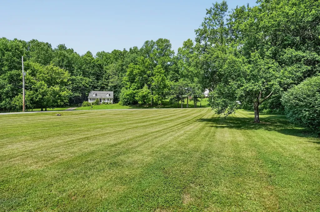 1920 Bay View Drive Cookeville TN 38506