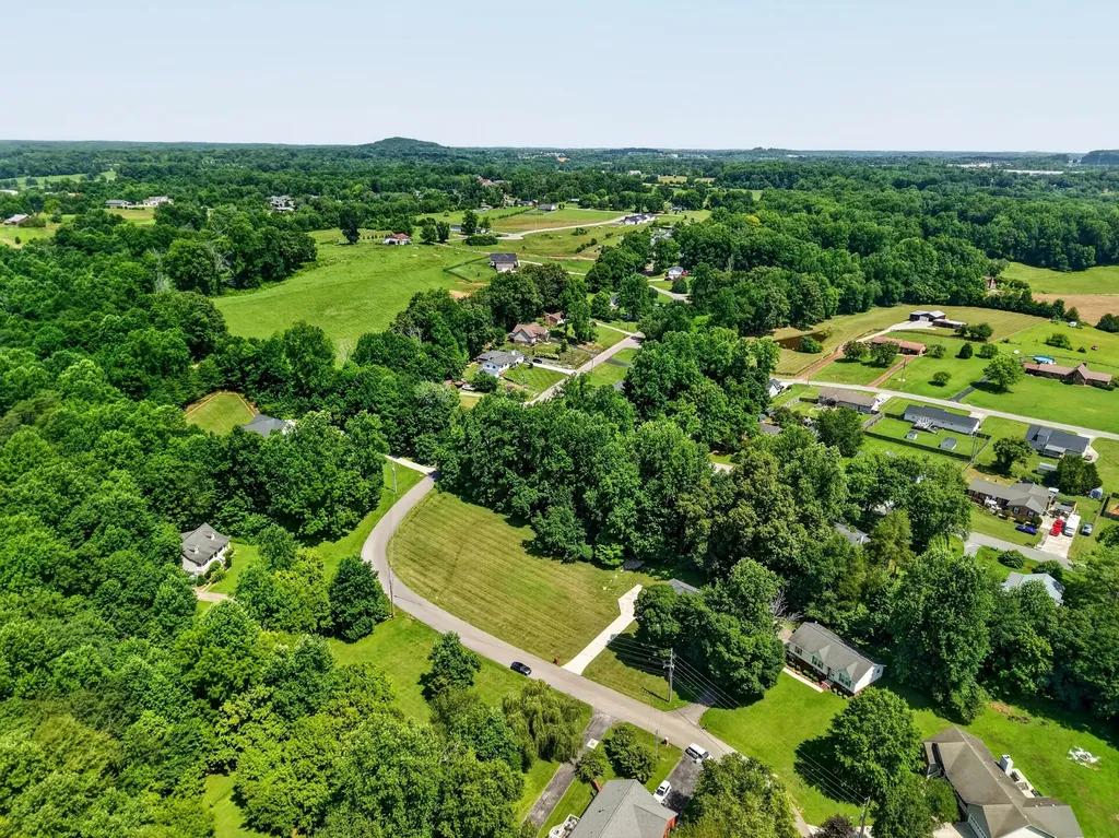 1920 Bay View Drive Cookeville TN 38506