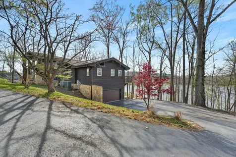 203 Whispering Hills Drive Dover TN 37058