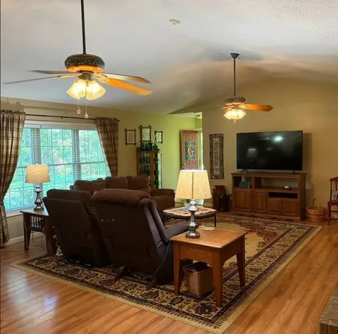 3429 Point Mason Road Big Sandy TN 38221