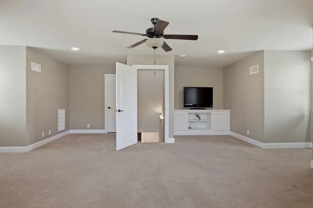 8333 Panther Creek Road Christiana TN 37037
