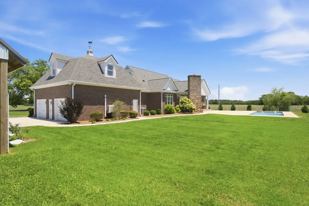 8333 Panther Creek Road Christiana TN 37037