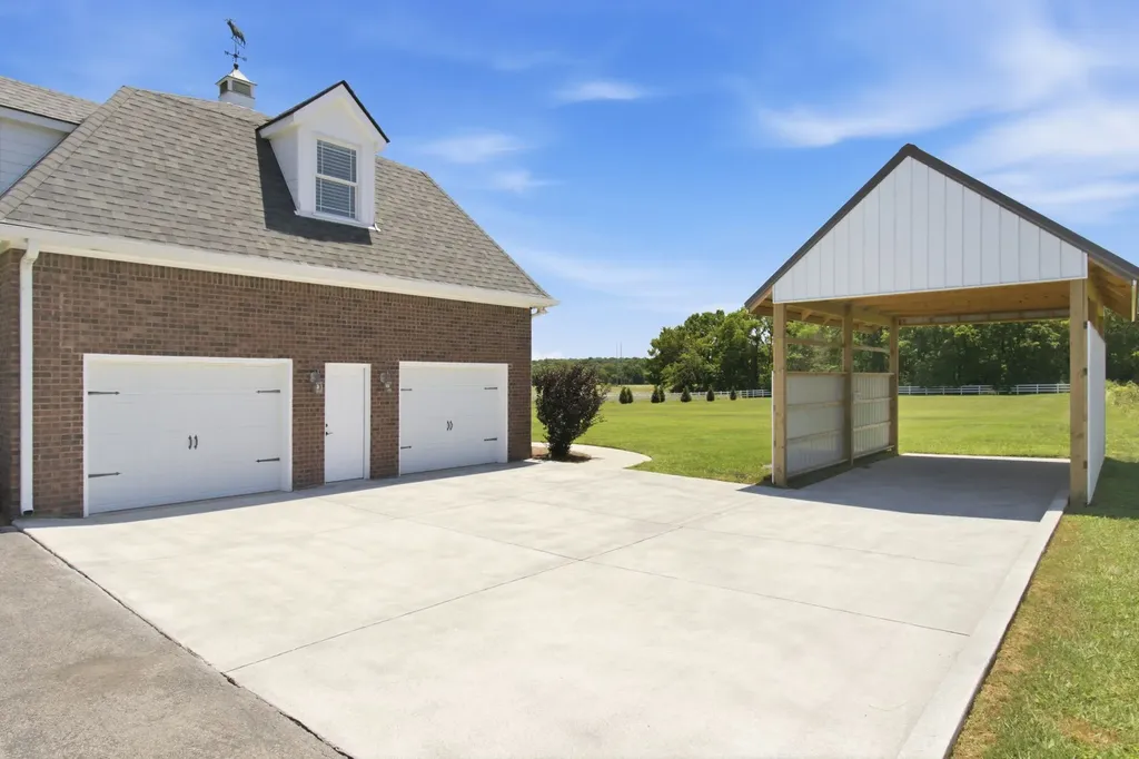 8333 Panther Creek Road Christiana TN 37037