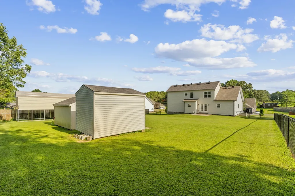 105 Wagners Way White Bluff TN 37187