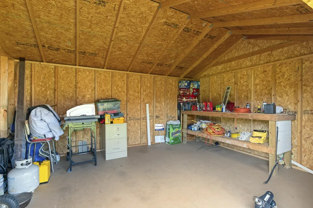 105 Wagners Way White Bluff TN 37187