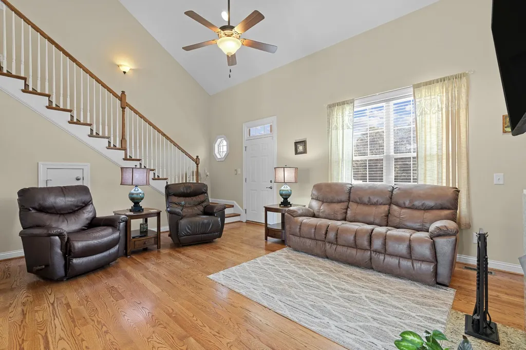 105 Wagners Way White Bluff TN 37187