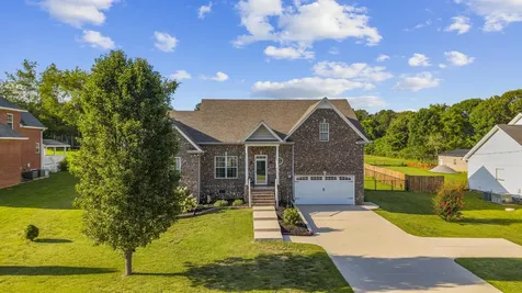 105 Wagners Way White Bluff TN 37187