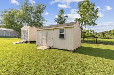 105 Wagners Way White Bluff TN 37187