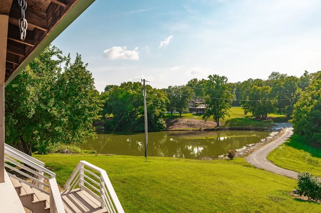 825 Harsh Lane Castalian Springs TN 37031