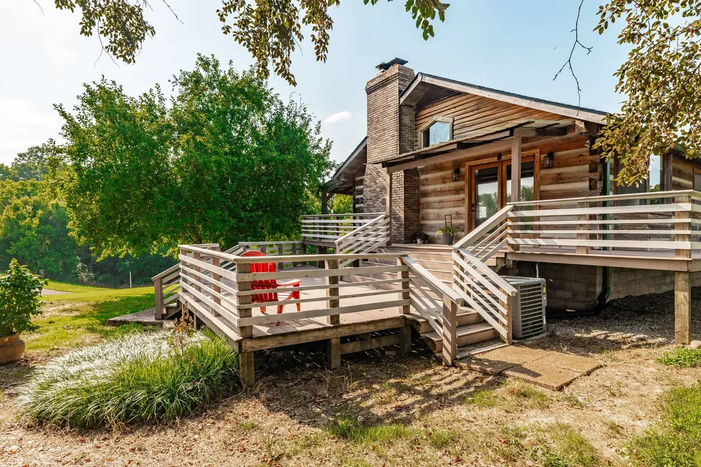 825 Harsh Lane Castalian Springs TN 37031