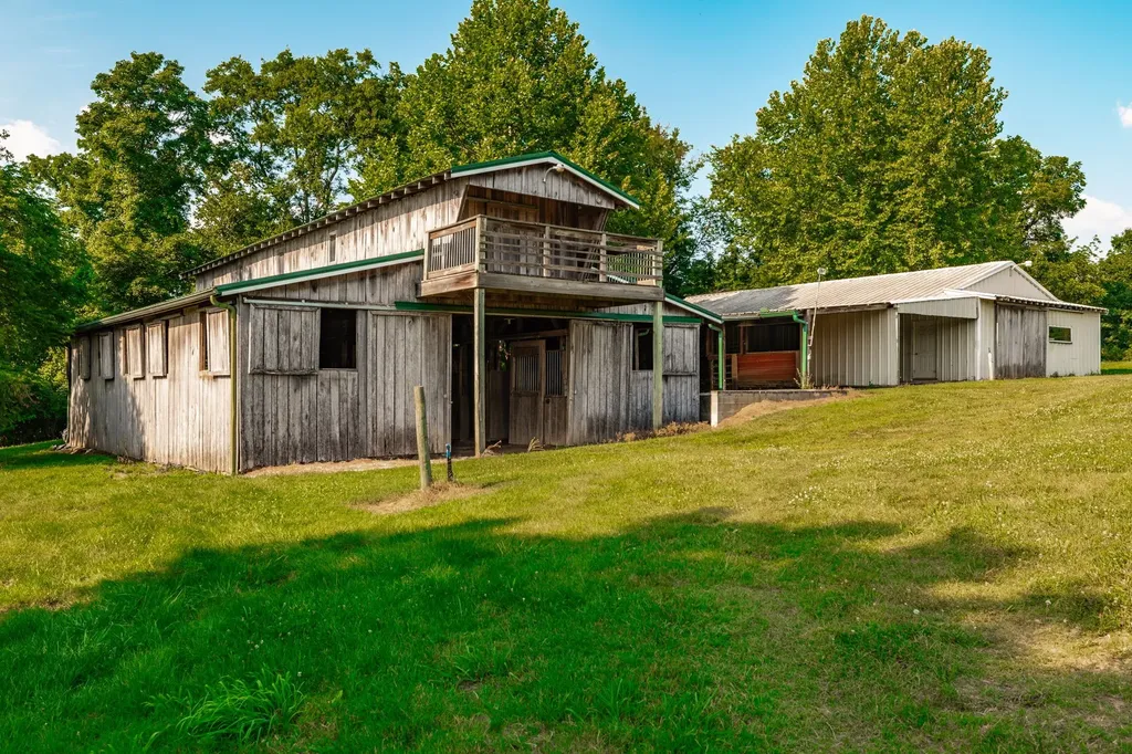 825 Harsh Lane Castalian Springs TN 37031