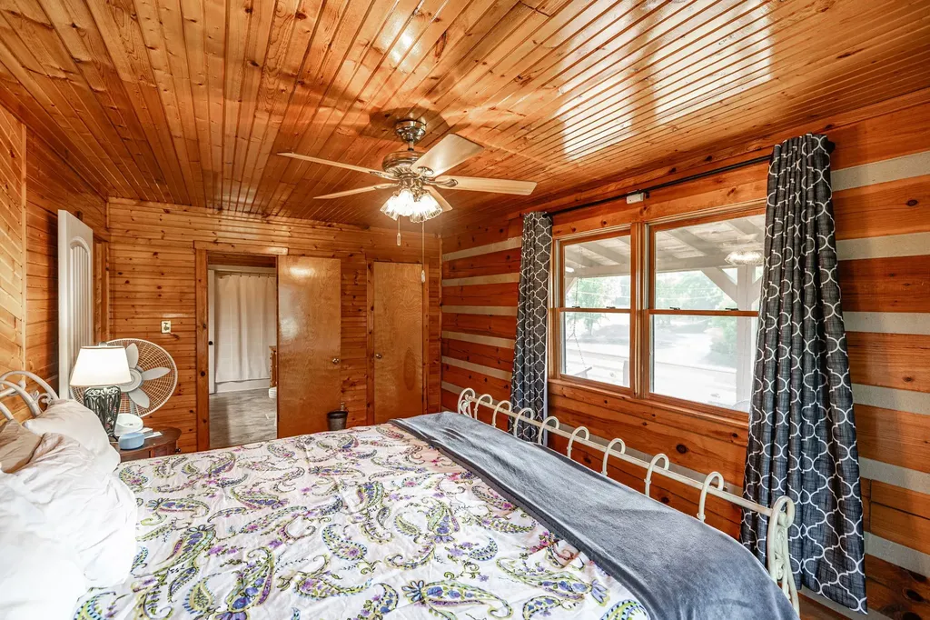 825 Harsh Lane Castalian Springs TN 37031