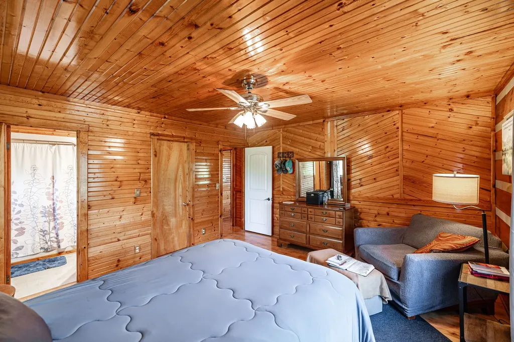 825 Harsh Lane Castalian Springs TN 37031