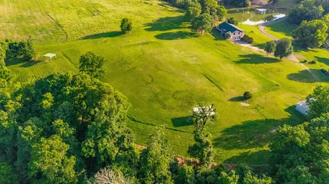 825 Harsh Lane Castalian Springs TN 37031