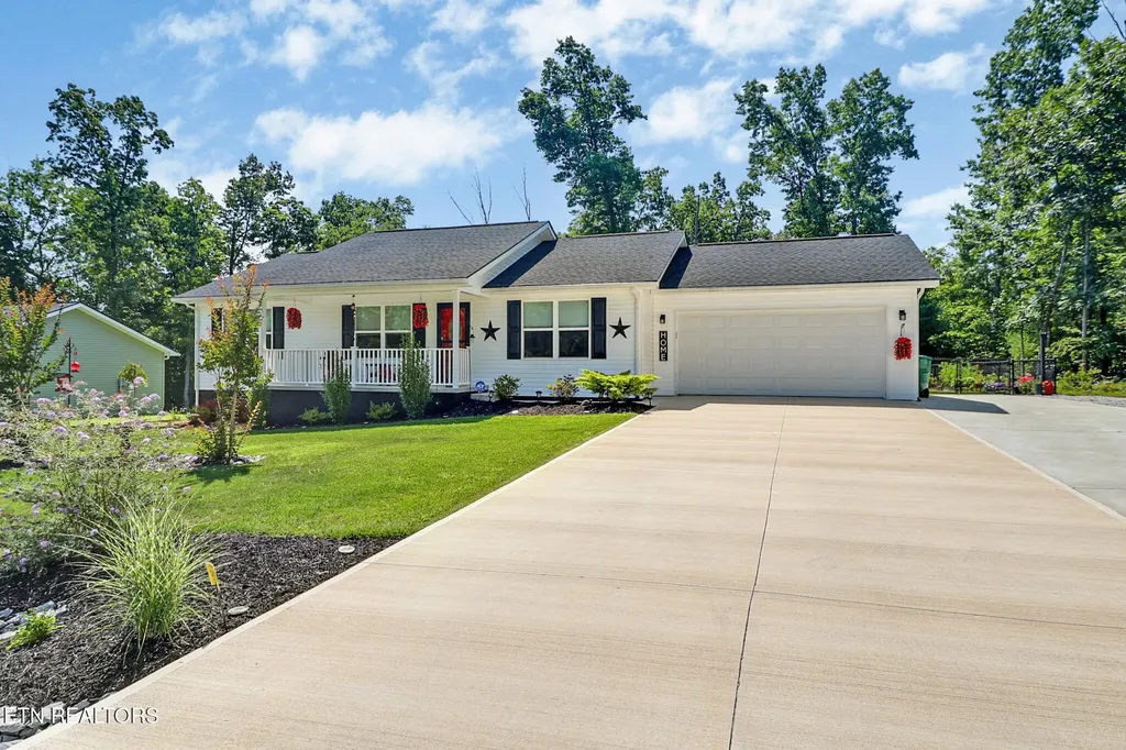 202 Nehasane Lane Crossville TN 38572