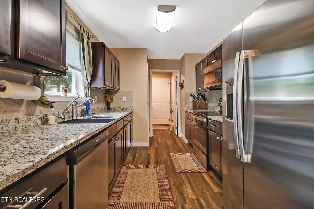 202 Nehasane Lane Crossville TN 38572