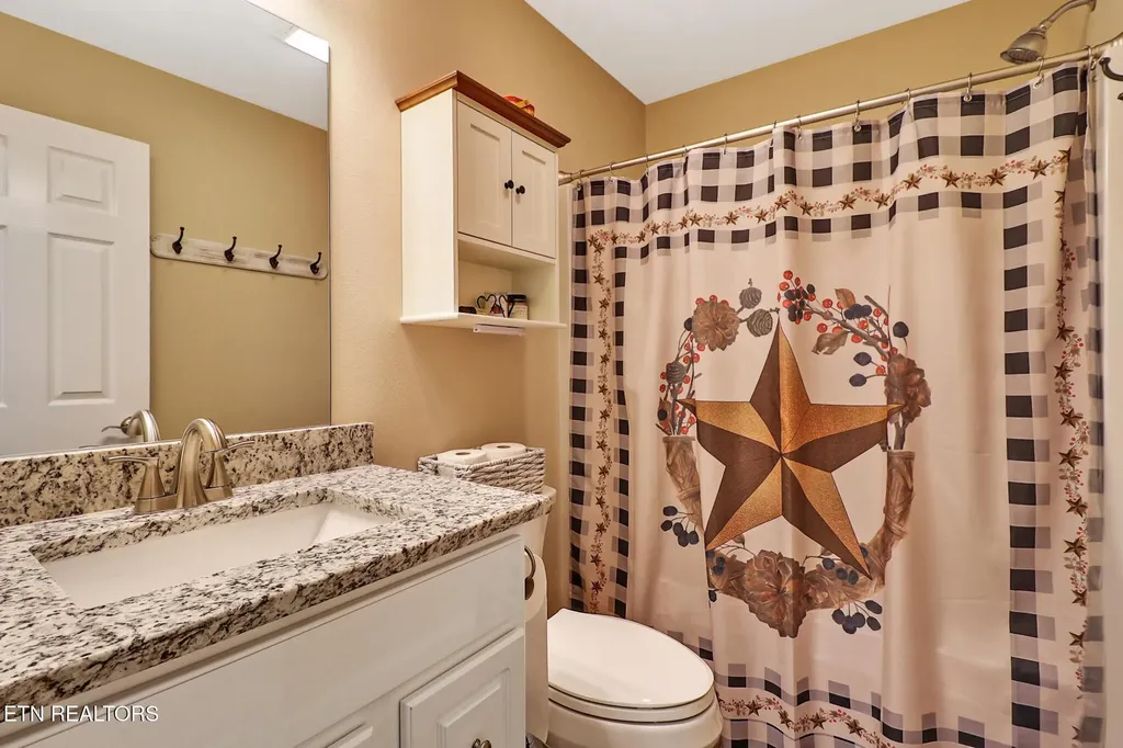 202 Nehasane Lane Crossville TN 38572