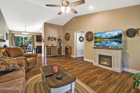 202 Nehasane Lane Crossville TN 38572