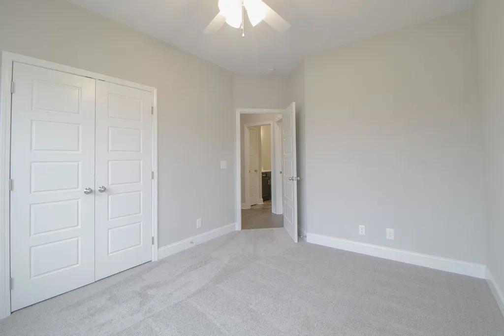 2078 Ireland Way Clarksville TN 37042