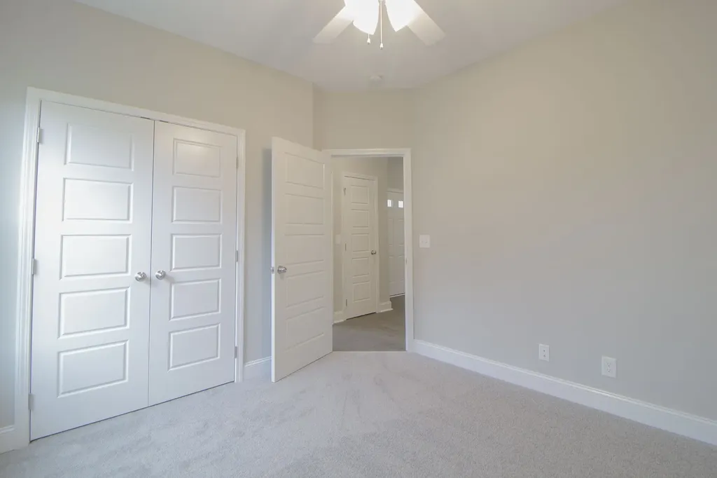 2078 Ireland Way Clarksville TN 37042