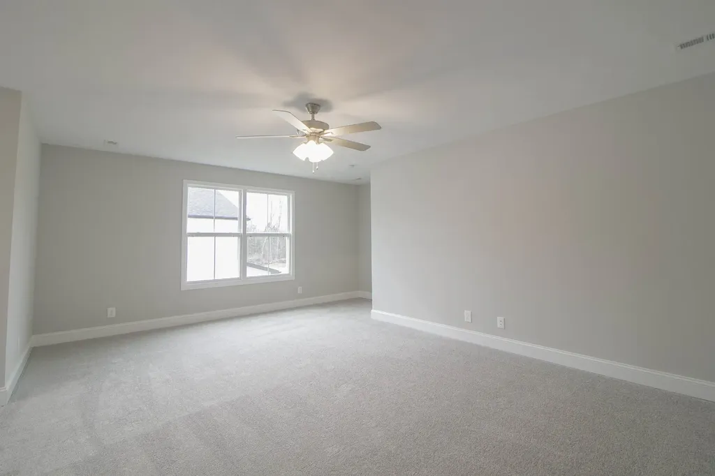 2078 Ireland Way Clarksville TN 37042