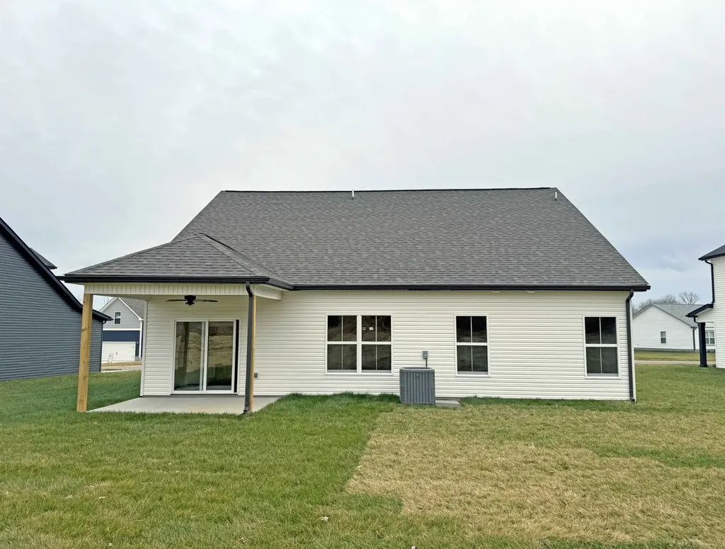 2078 Ireland Way Clarksville TN 37042