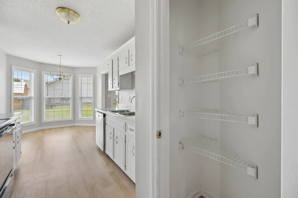 3708 Kendra Ct, S Clarksville TN 37040