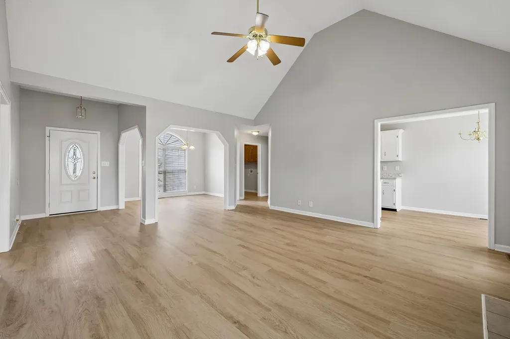 3708 Kendra Ct, S Clarksville TN 37040