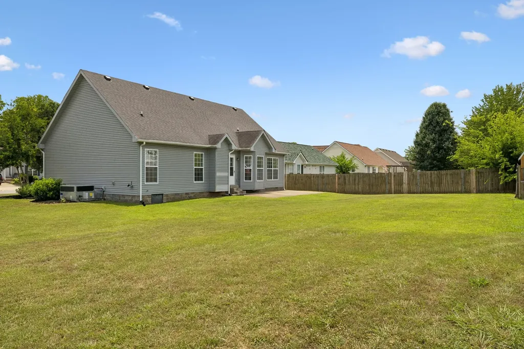 3708 Kendra Ct, S Clarksville TN 37040