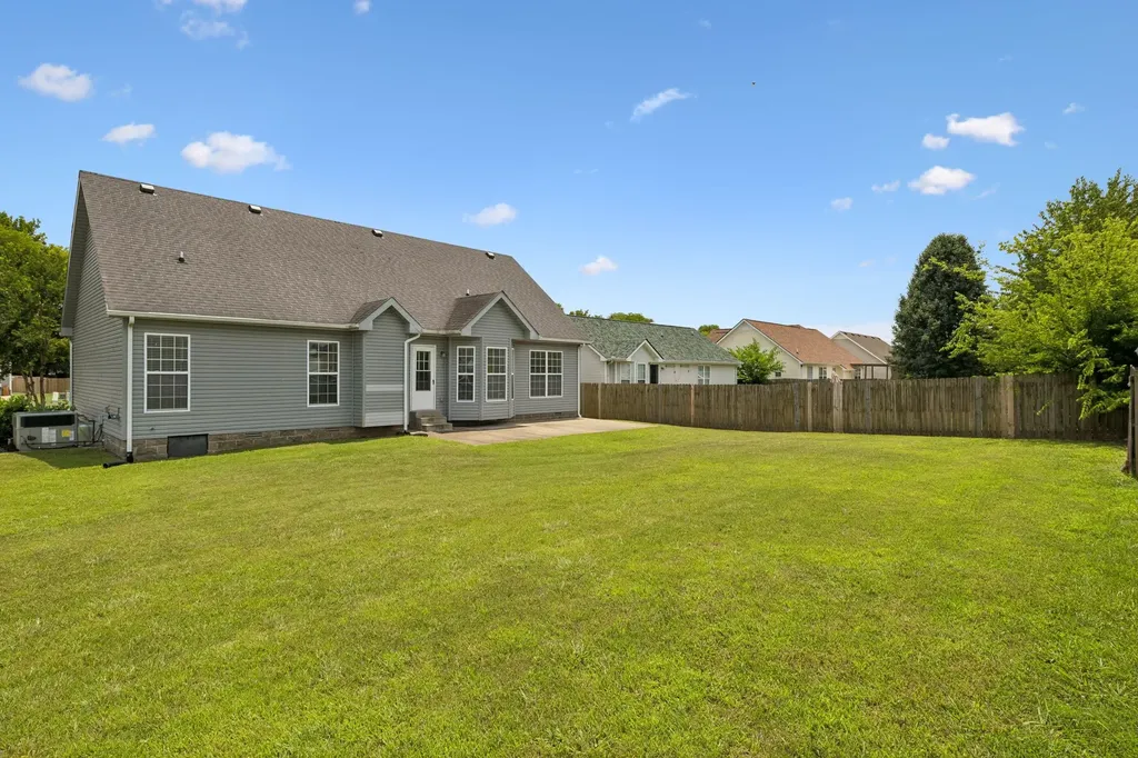 3708 Kendra Ct, S Clarksville TN 37040