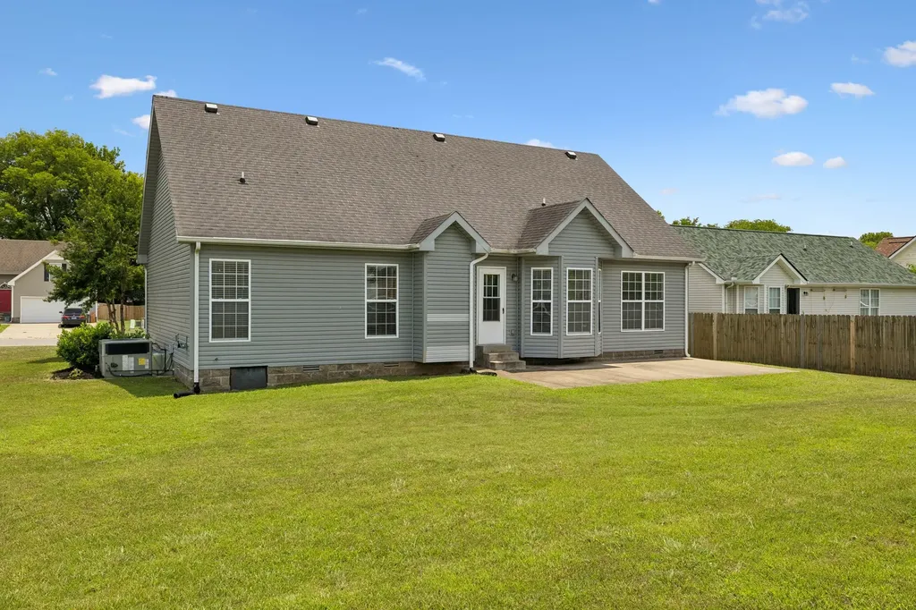 3708 Kendra Ct, S Clarksville TN 37040