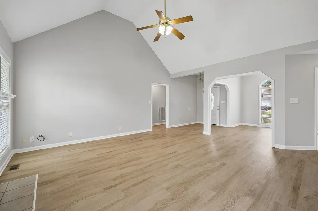 3708 Kendra Ct, S Clarksville TN 37040