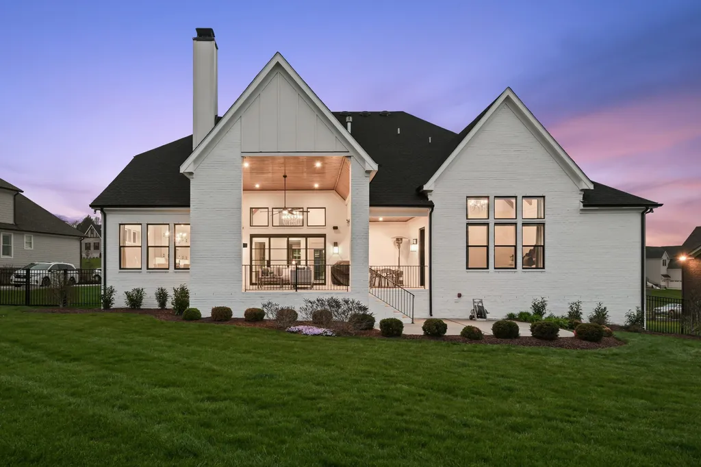 1924 Parade Drive Brentwood TN 37027