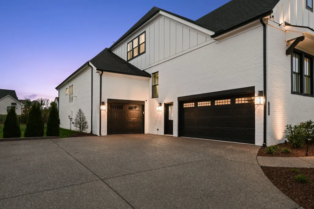 1924 Parade Drive Brentwood TN 37027